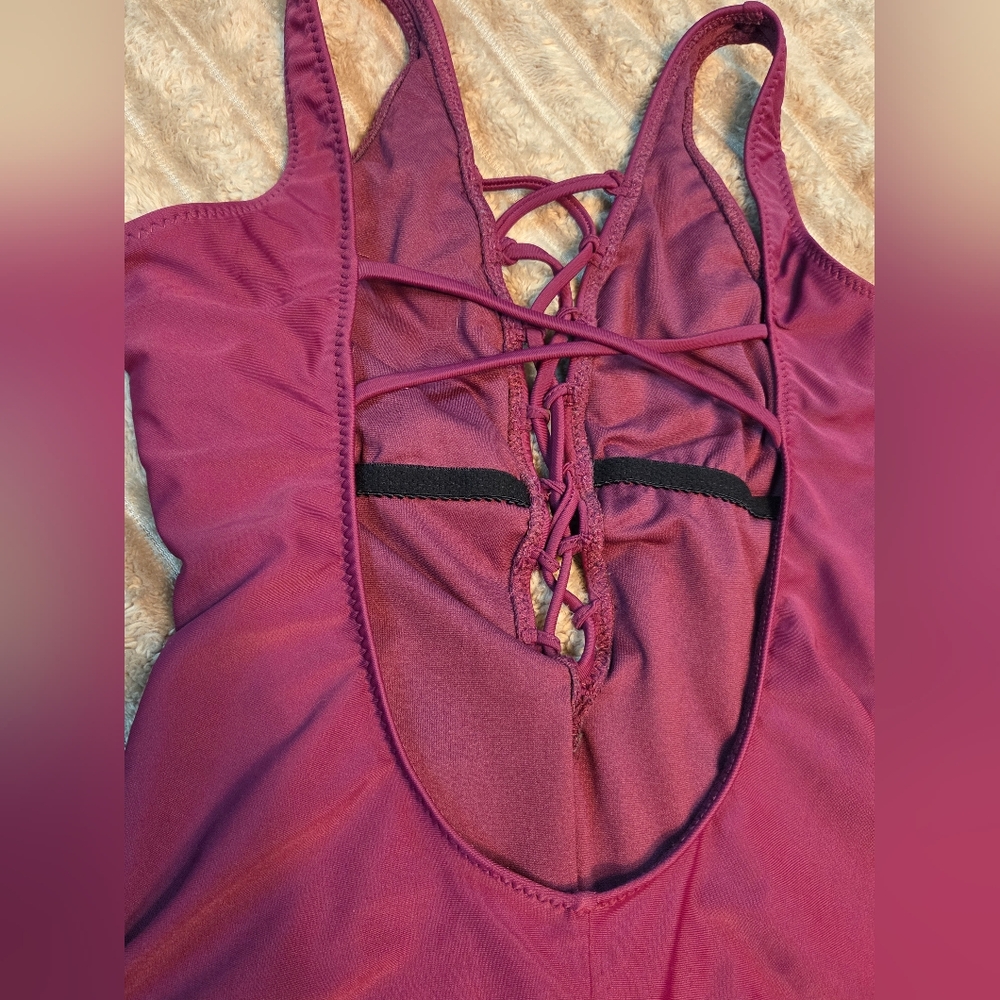 Mossimo Cherry Blossom Solid Lace Up Gold Accent One Peice Swim Suit Sz S - Picture 6 of 10